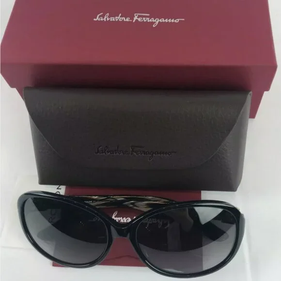 NEW SALVATORE FERRAGAMO 607S 001 Black Marble Sunglasses Amazon.com: Salvatore Ferragamo Unisex Sunglasses, 001 Black  main image 3